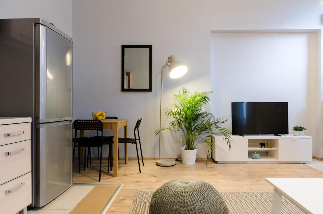 I30 Studio Apartment In Central Location. Boedapest Buitenkant foto